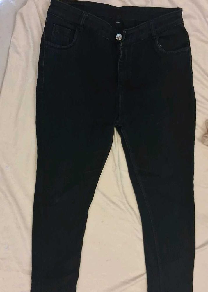 Black Skinny Jeans