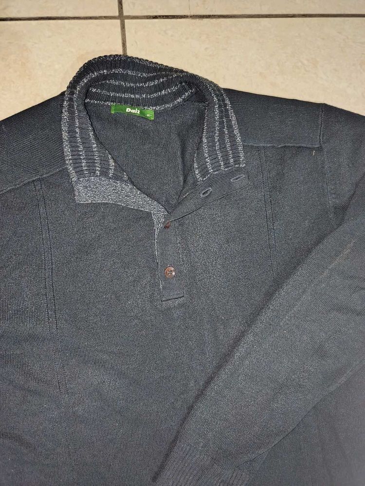 Stylish Knit Sweatshirt