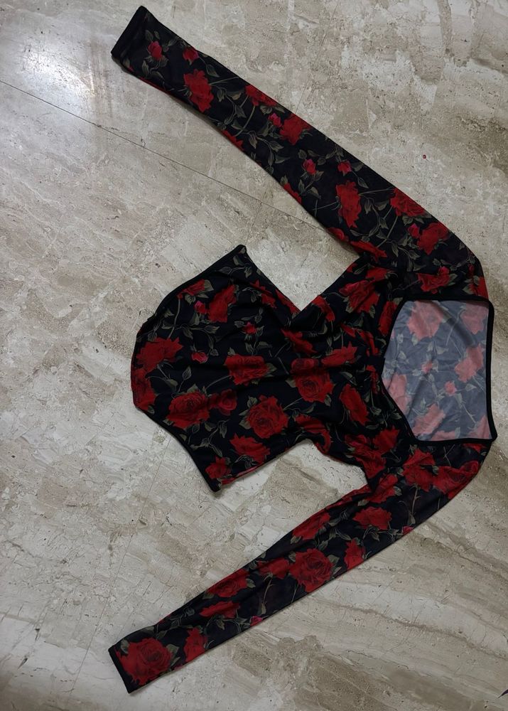 Floral Mesh Top.SIZE-30-36.NEW WITHOUT TAG
