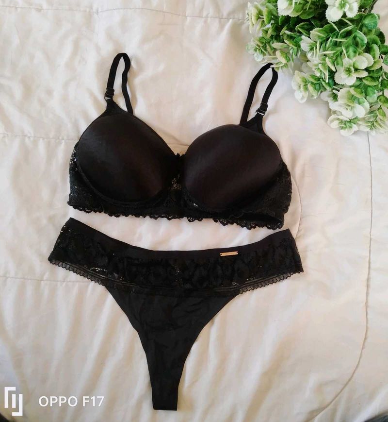 Lace *ra &amp; Thong Set