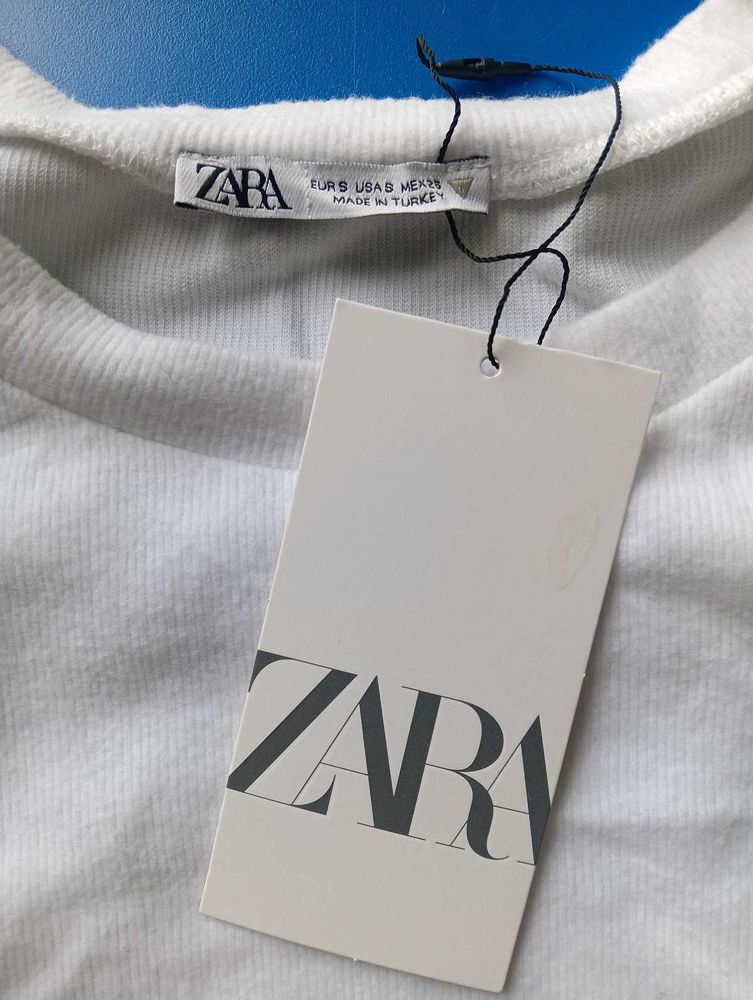 ZARA NEW WITH TAG CROP TOP