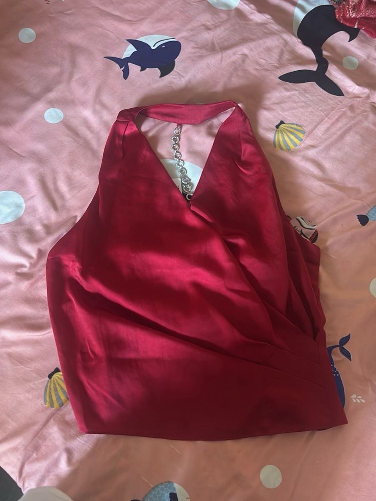 Cover story Backless Top