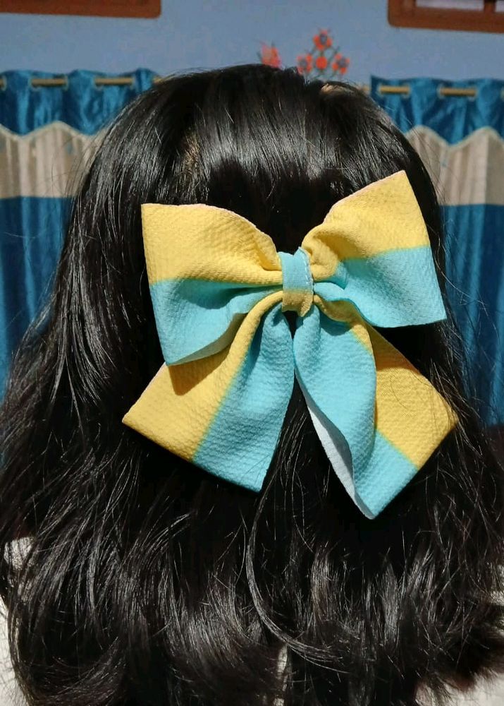 2 Cute Bow🎀 Clips