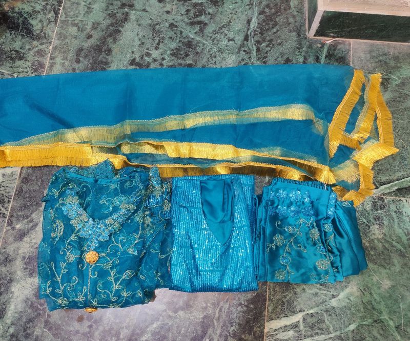 4 Piece Pakistani Dress...