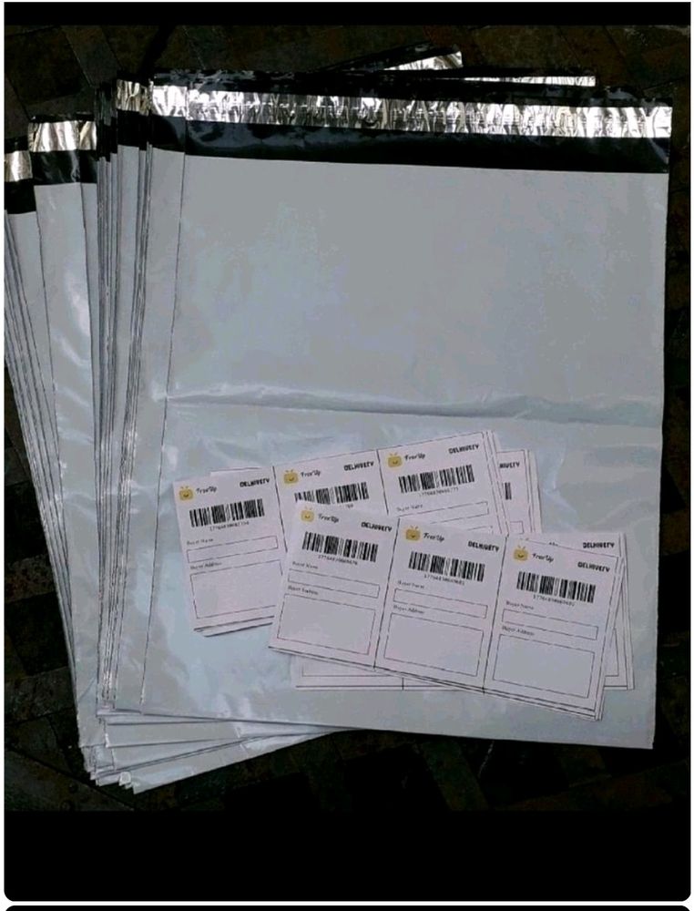 12 Bags And Shipping Labels