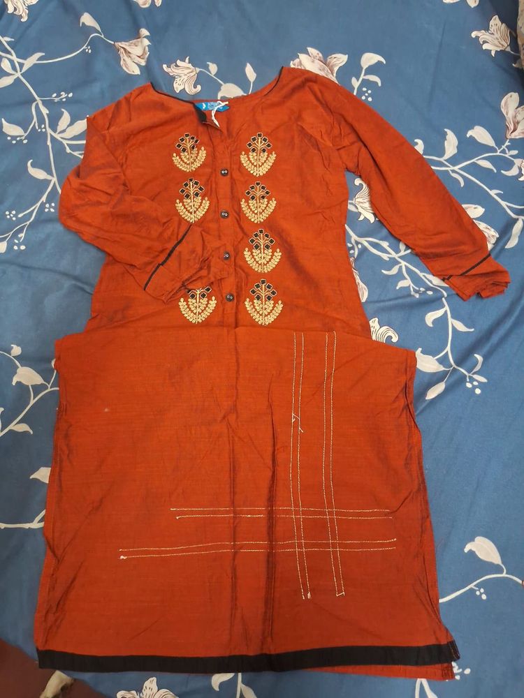 Elegant Rust Kurta Set
