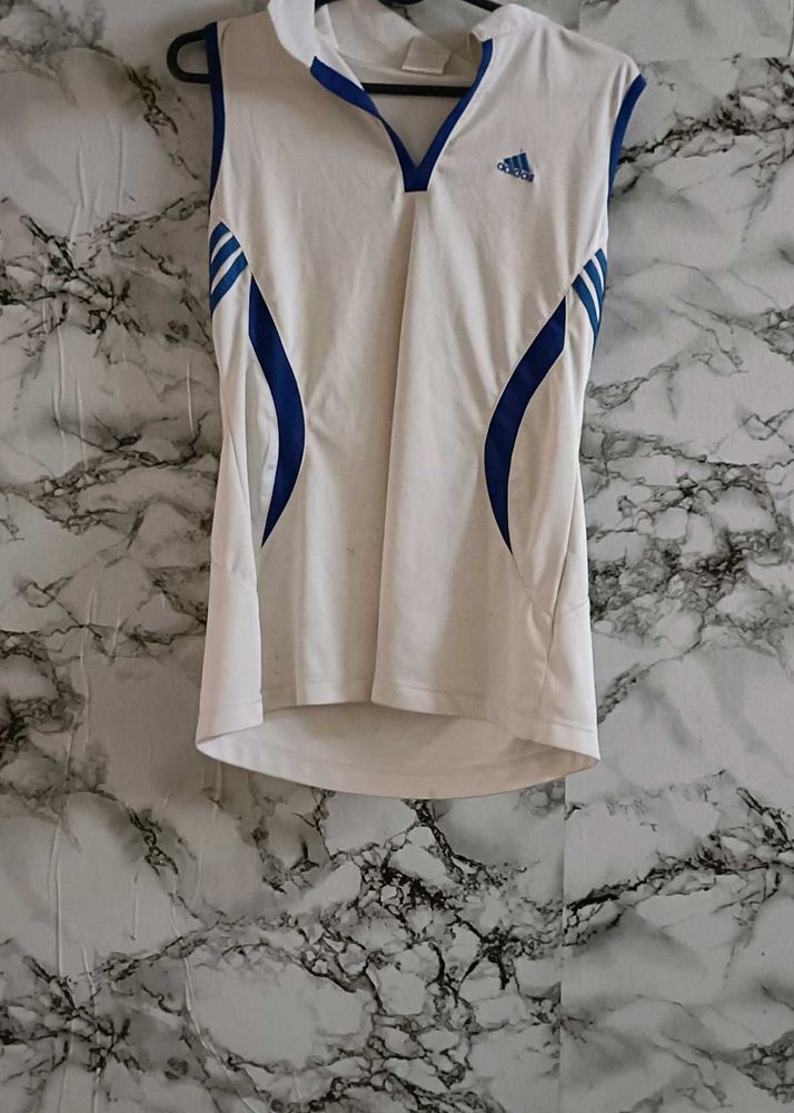 Sports T-shirt