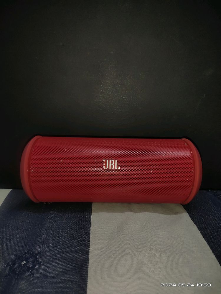 JBL PORTABLE BLUETOOTH SPEAKER RED COLOUR