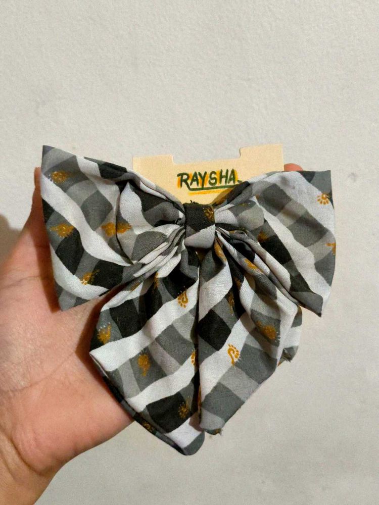 Cute Hair Bow +Wow Body Lotion