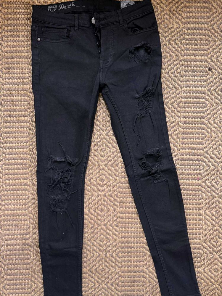 Distressed Skinny Jeans