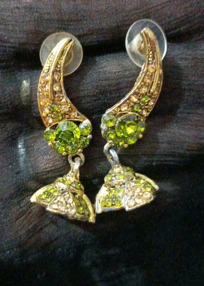 Earings