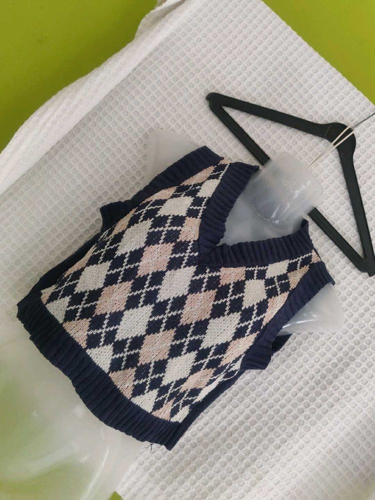 Argyle Knit Sweater Vest