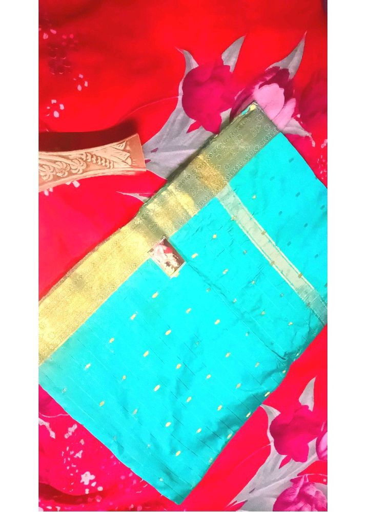 DetailsSaree Length: 5.50Mtr Saree Fabric: Silk (Unstitched) Saree Width: 44 Inch Saree  Work: Jacquard Occasion: Partywear, Wedding wear Fabric Type: Pure Cotton Silk