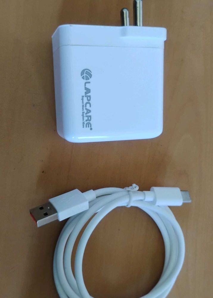 Lapcare Charger