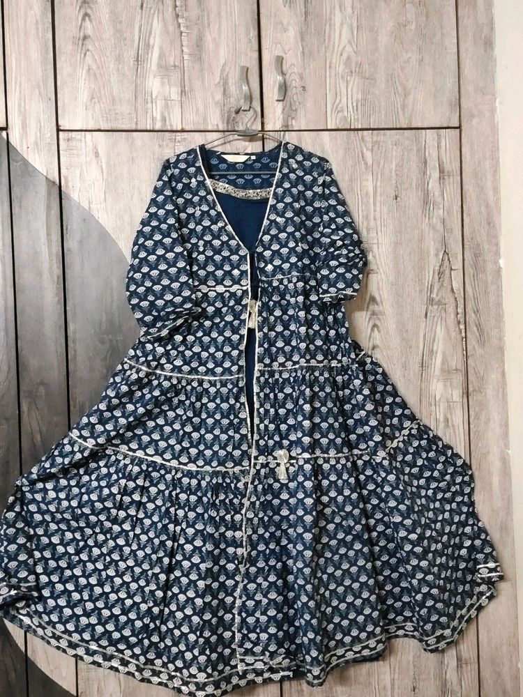 gown cum lonk jacket