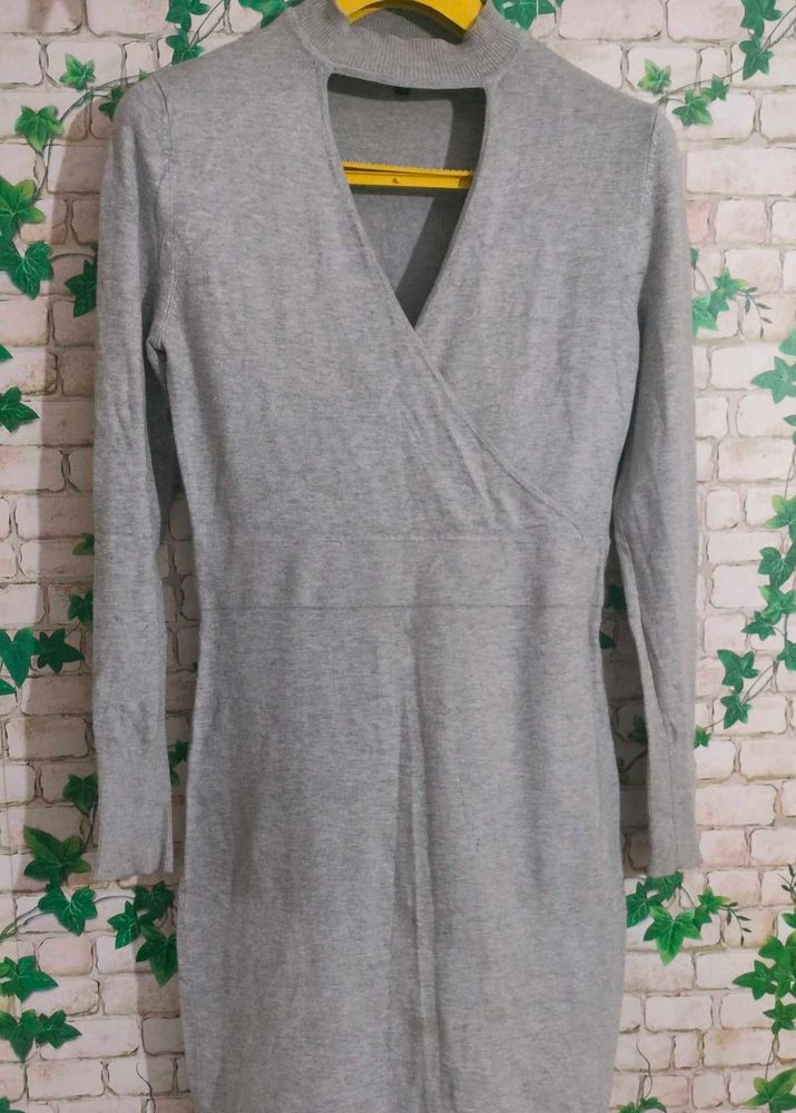 beautiful gray dress