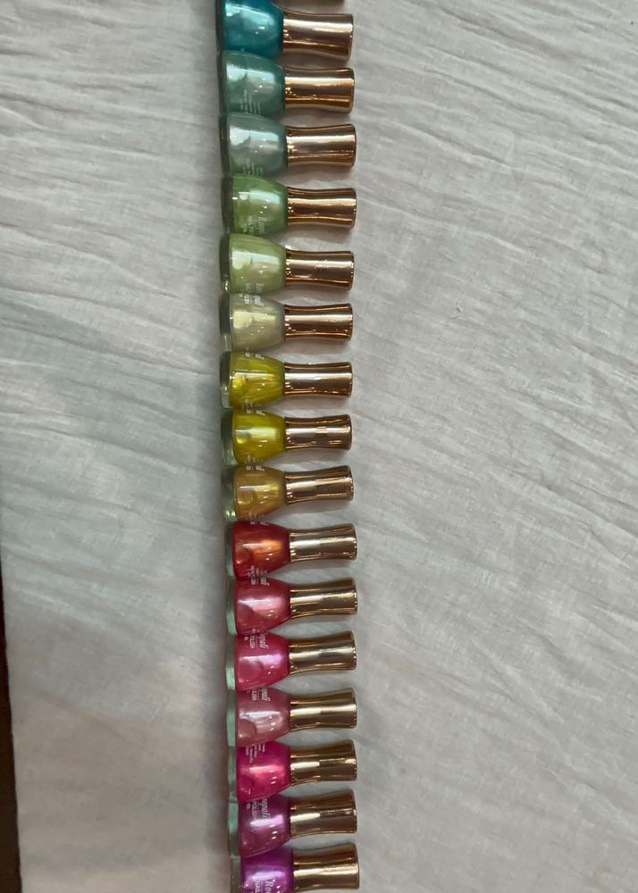 Pastel Coloured Sparkly Nail Paints
