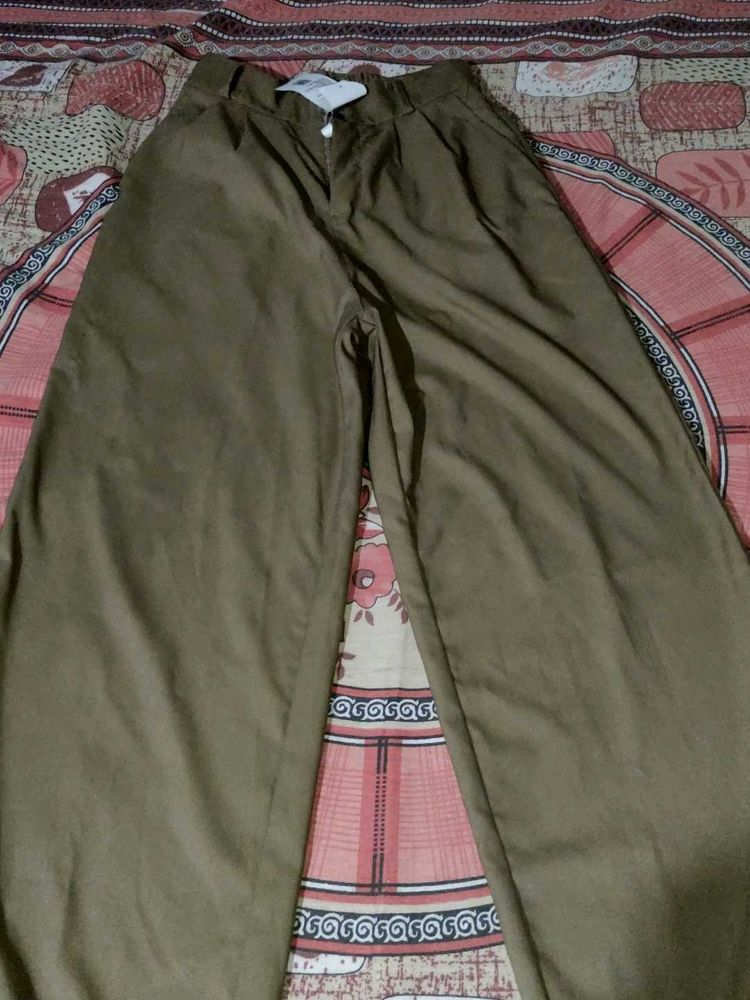 Aahwan Korean Pleated Trouser