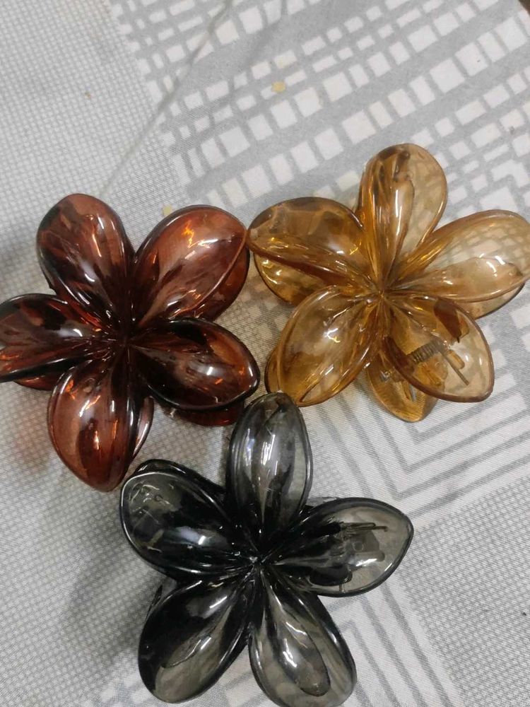 Flower Hair Claw Clips - Set of 3