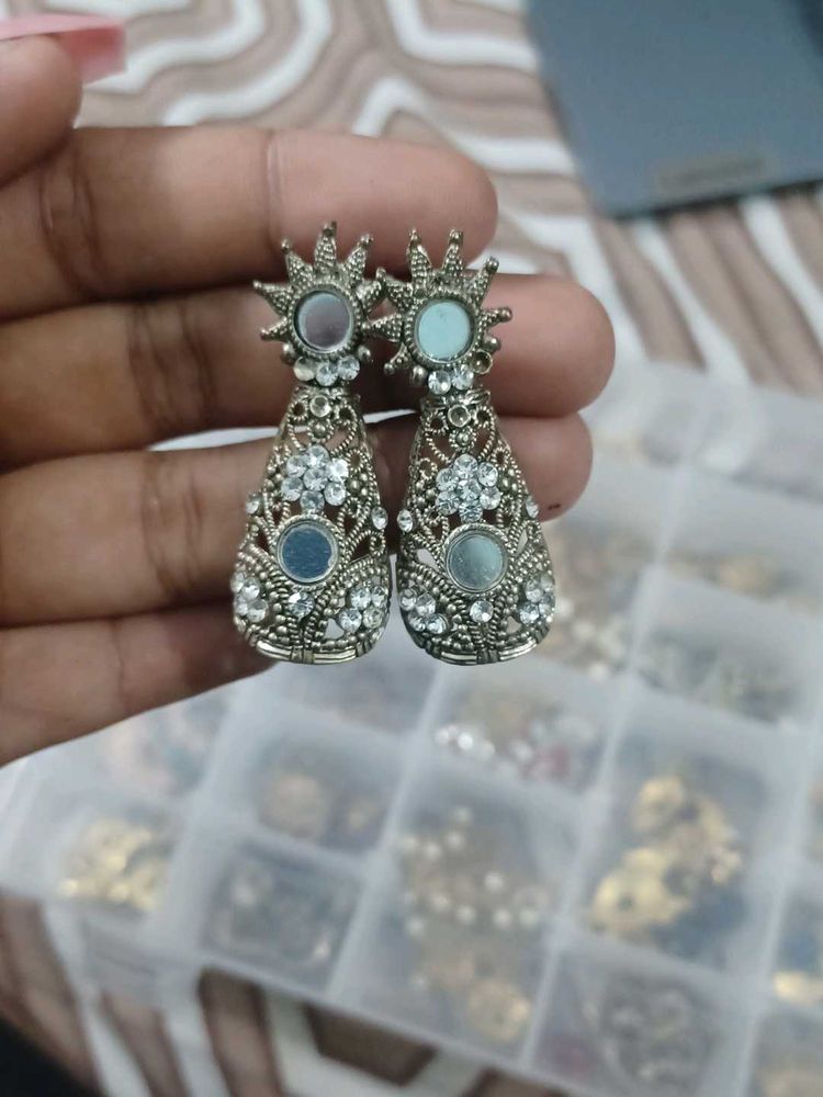 Vintage Style Dangle Earrings