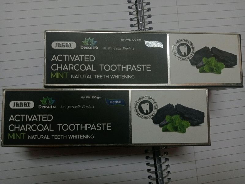 Jagat Devsutra Activated Charcoal Toothpaste