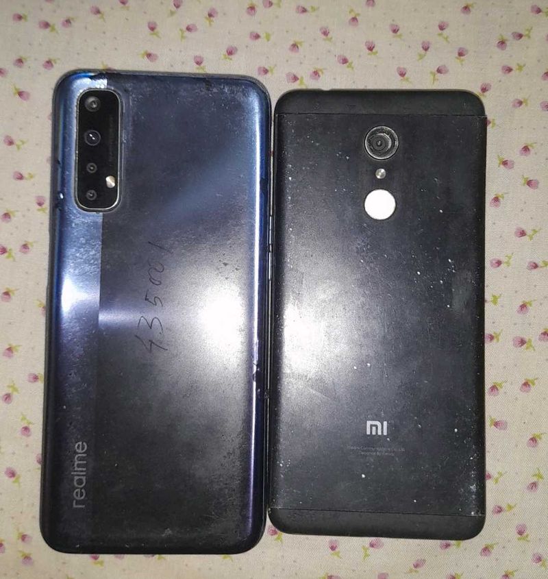REAL ME 7 AND REDMI 5