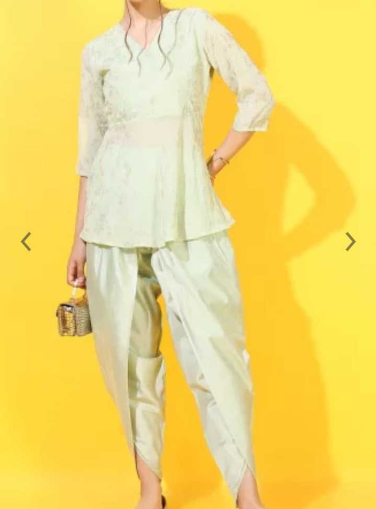 Vishudh Women Green Ethnic  Kurti with Dhoti Pant