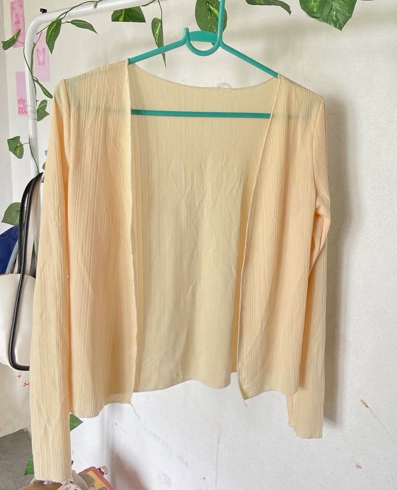 butter yellow cardigan 💛
