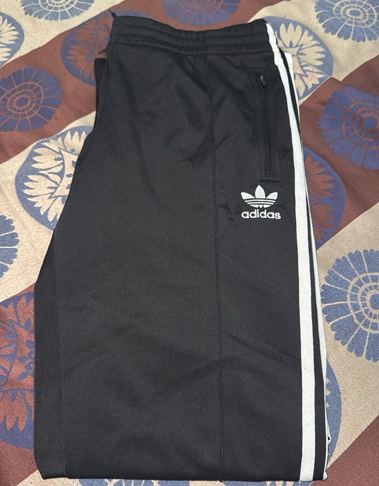 Adidas firebird trackpant side zip M size