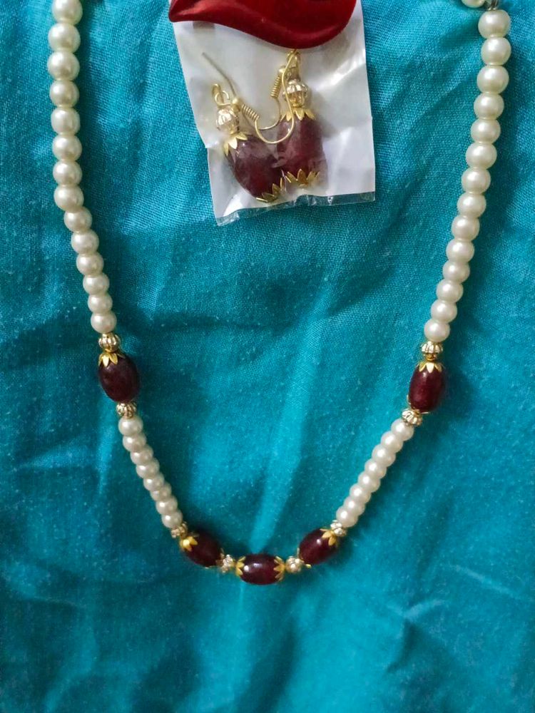 Pearl Necklace &amp; Earring Set