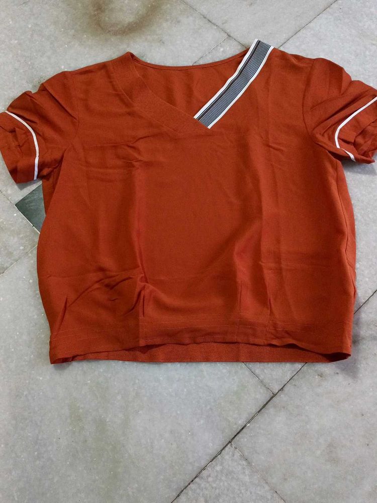 L Size Burnt Orange V-Neck Top