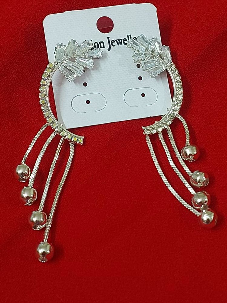 Beautiful New trendy Earrings