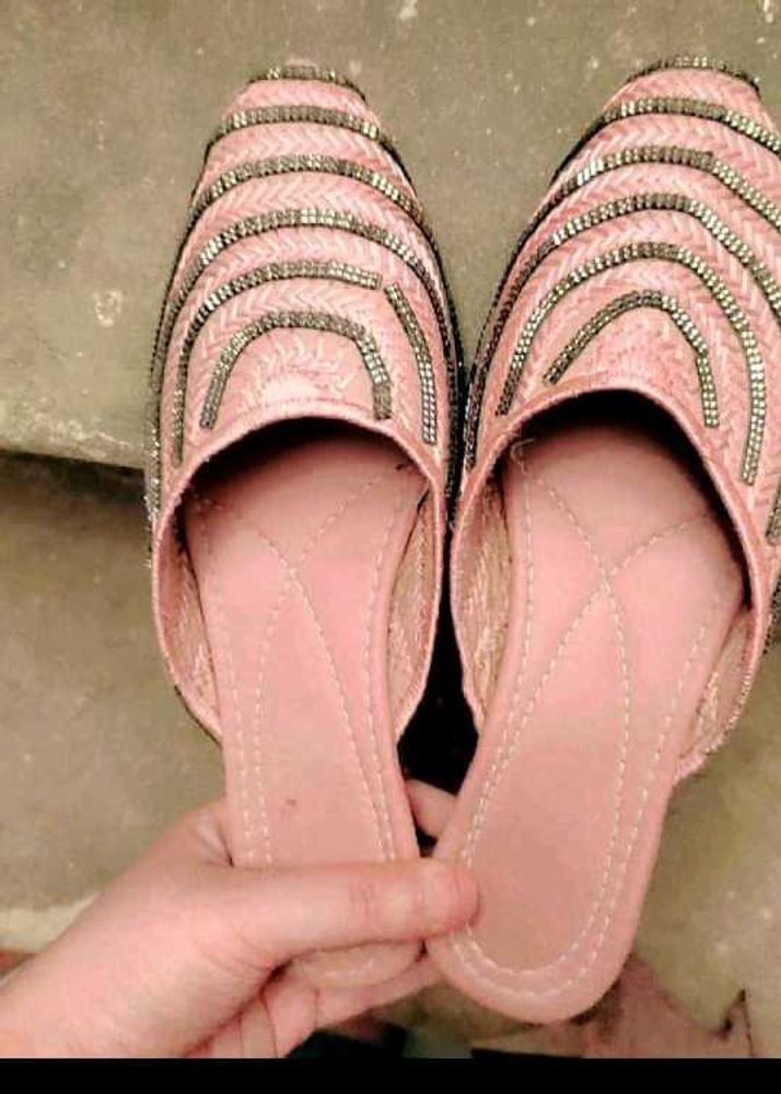 Jhutti For Ladies Size 36 Uk 3/4 Not Sure New