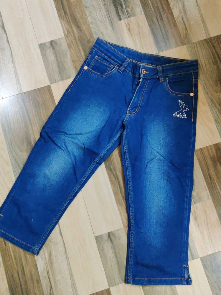 capri jeans with Butterfly Detail