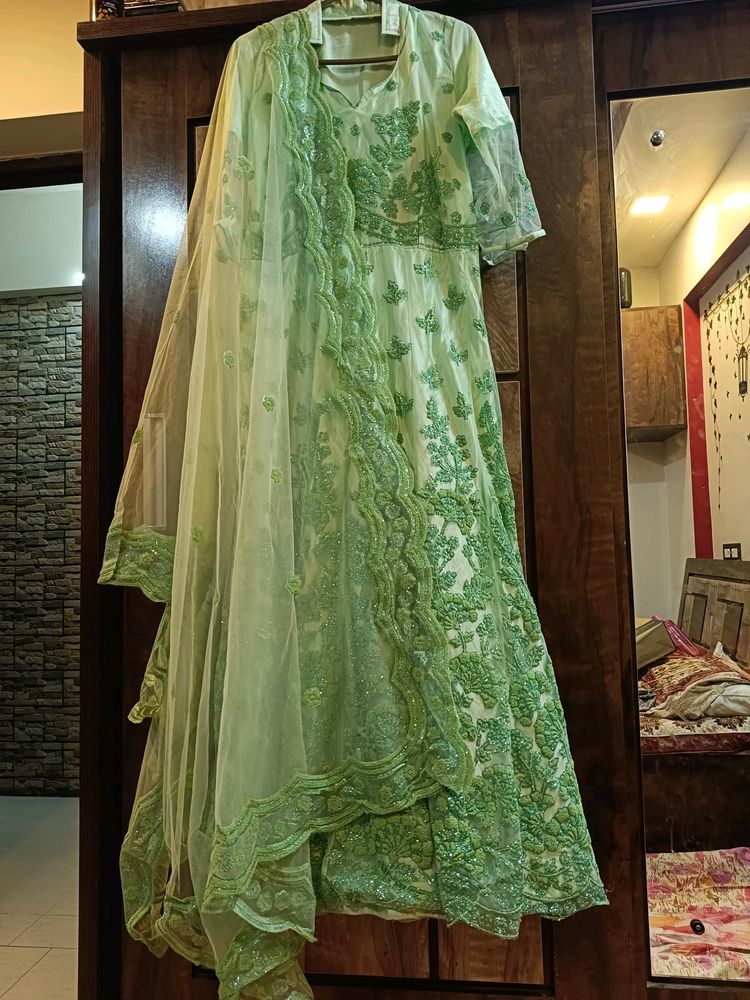 BRIDAL GOWN