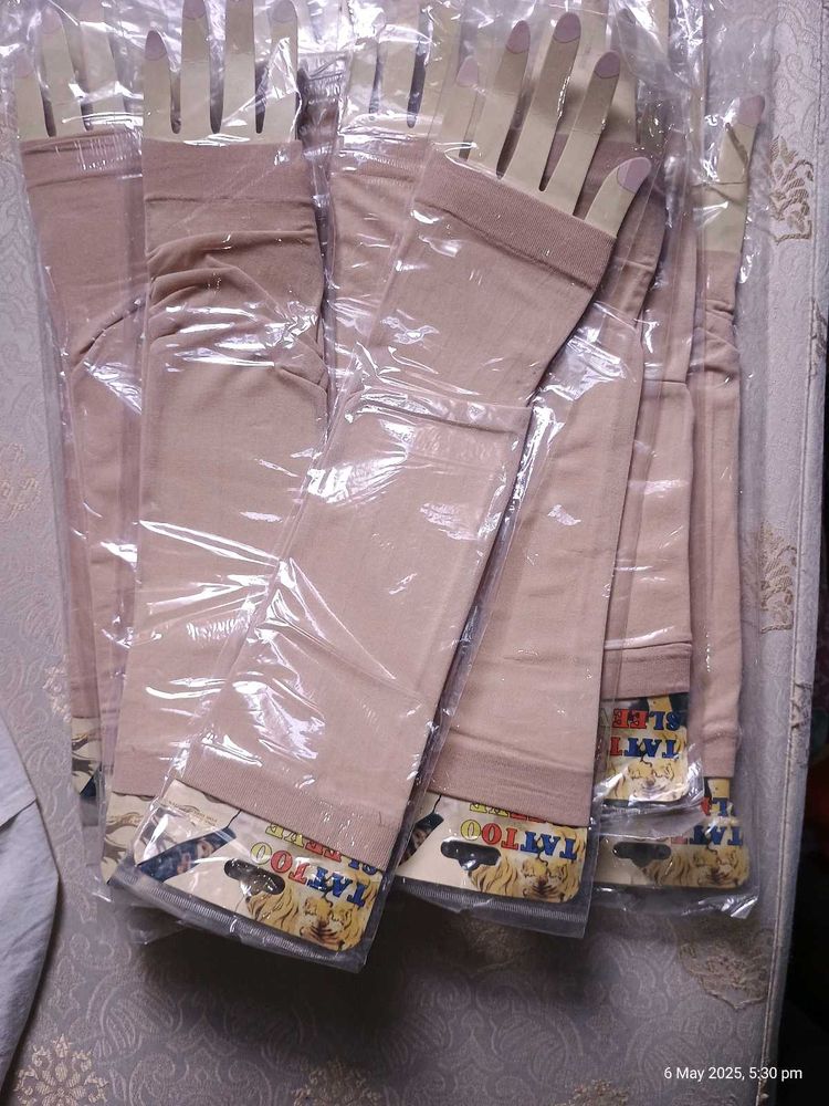 Total- 9 Arm Sleeves