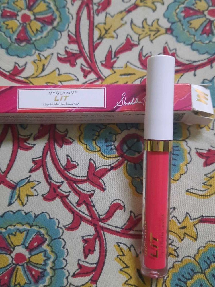 MyGlamm LIT Liquid Matte Lipstick