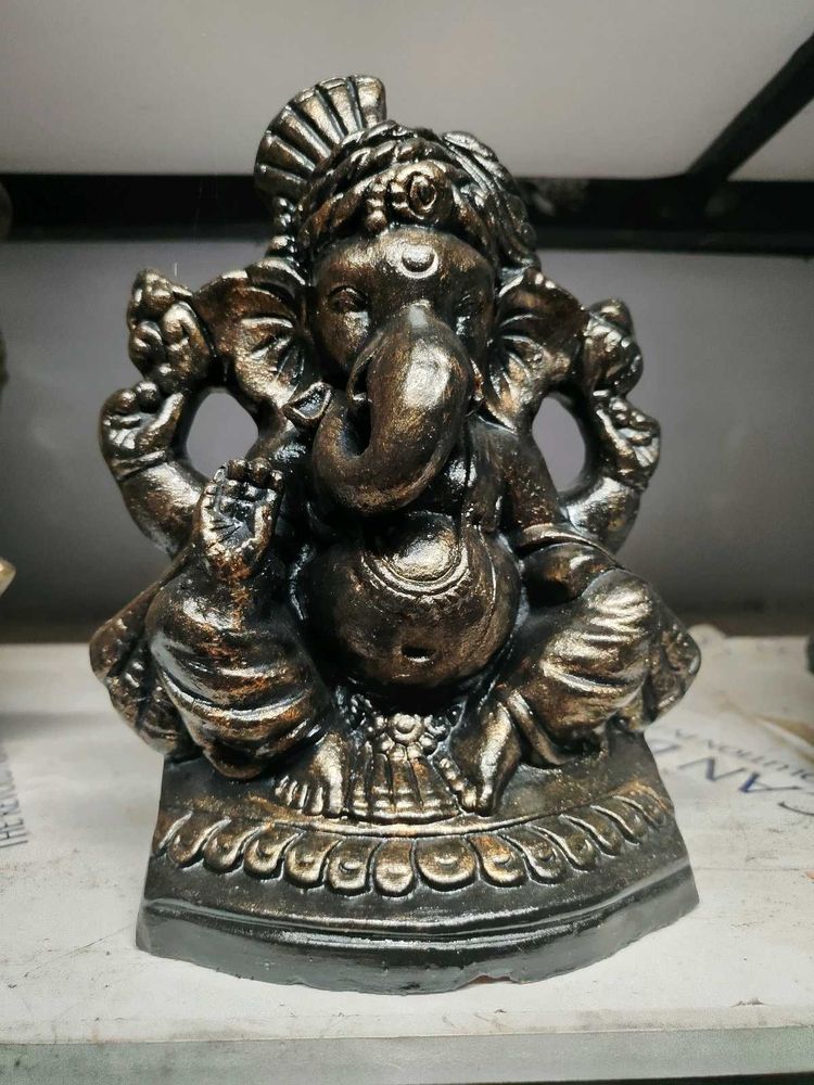 Hand Painted Clay Ganpathi