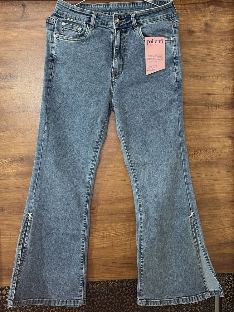 TRENDY DESIGNER FLARED SPLIT JEANS🔥🔥❤️