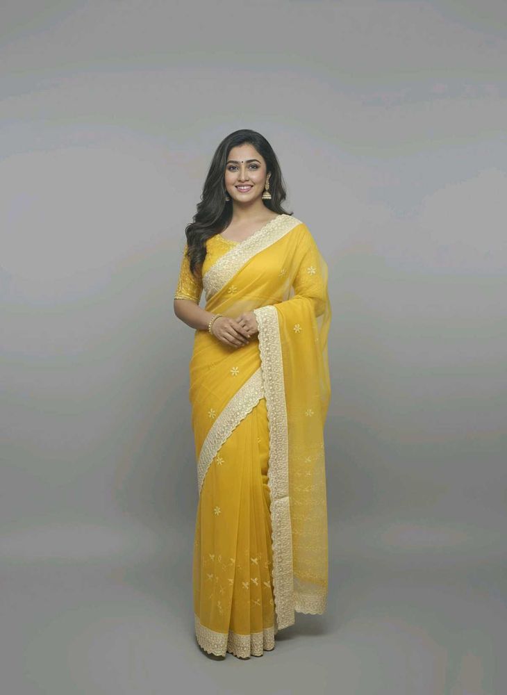 💛Elegant Yellow Saree