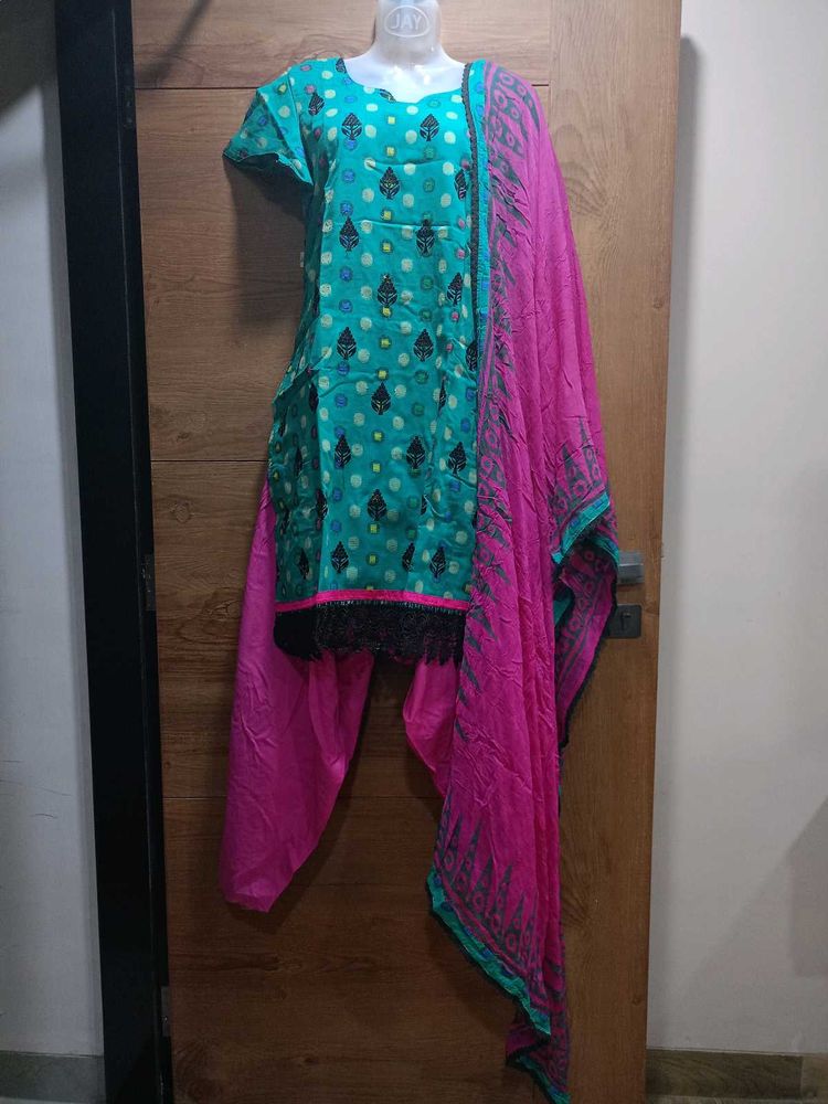 🌟Vibrant Teal &amp; Rani Pink Three-Piece Suit🌟