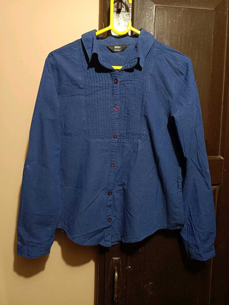 Stylish Blue MAX Button-Down Shirt