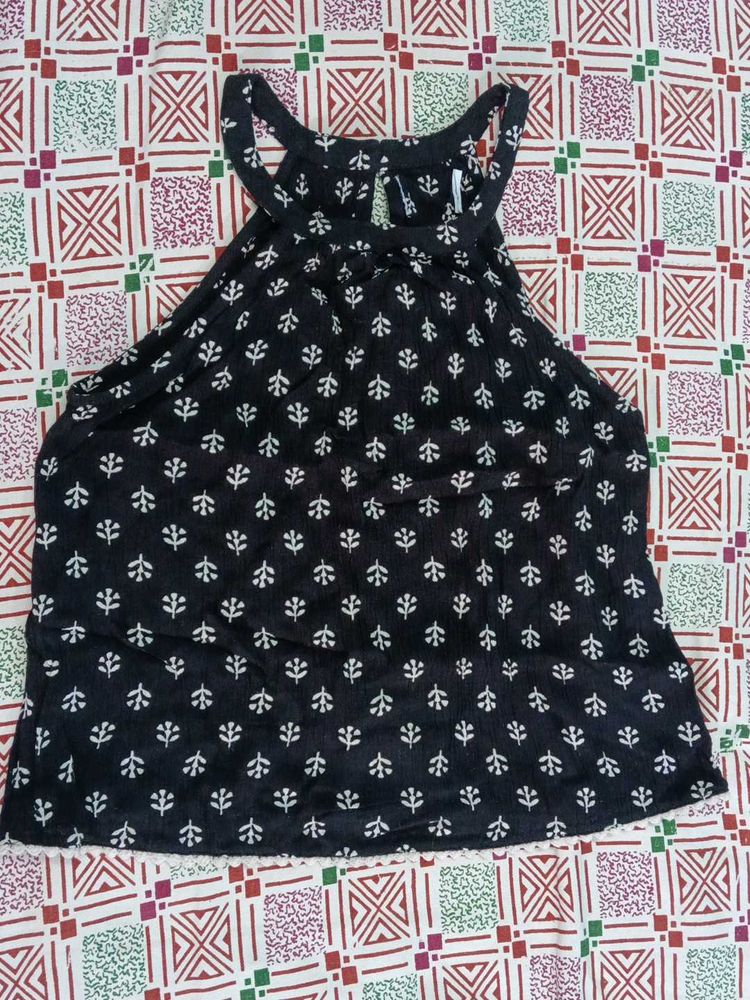 Fancy And Stylish Black Crop top