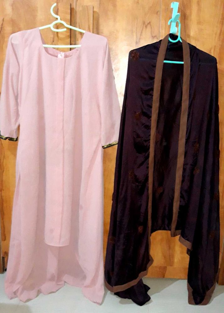Pakistani Kurti With Dupatta Set