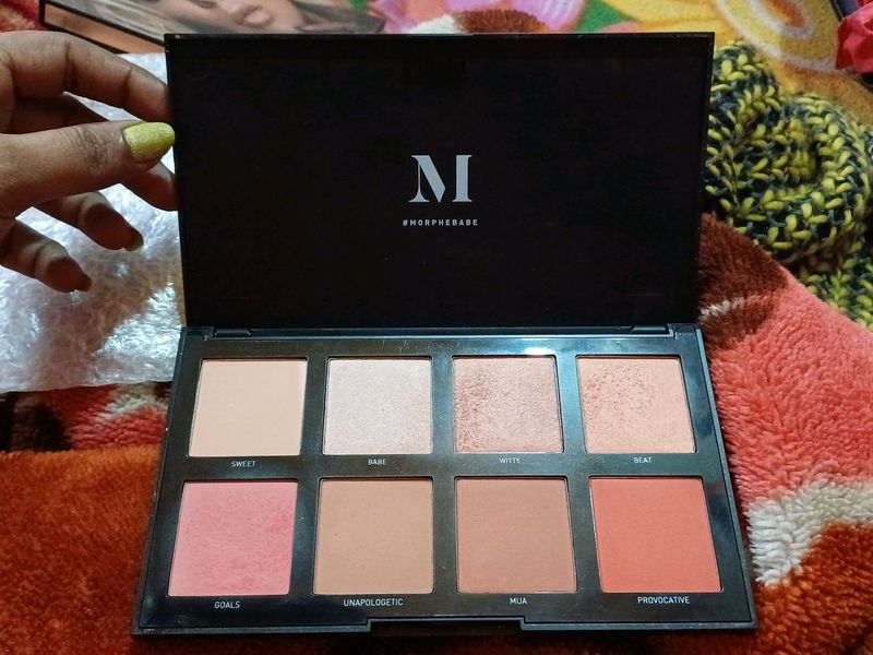 Branded Morphe 8W Warm Master Blush Palette
