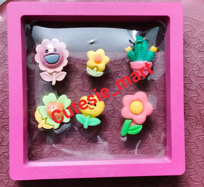 Pinteresty Flower Phone Charms.