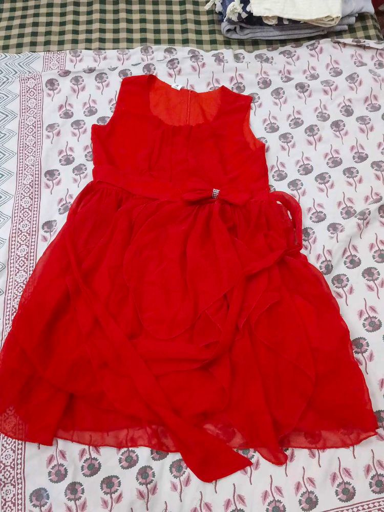 Red Sleeveless Party Dress