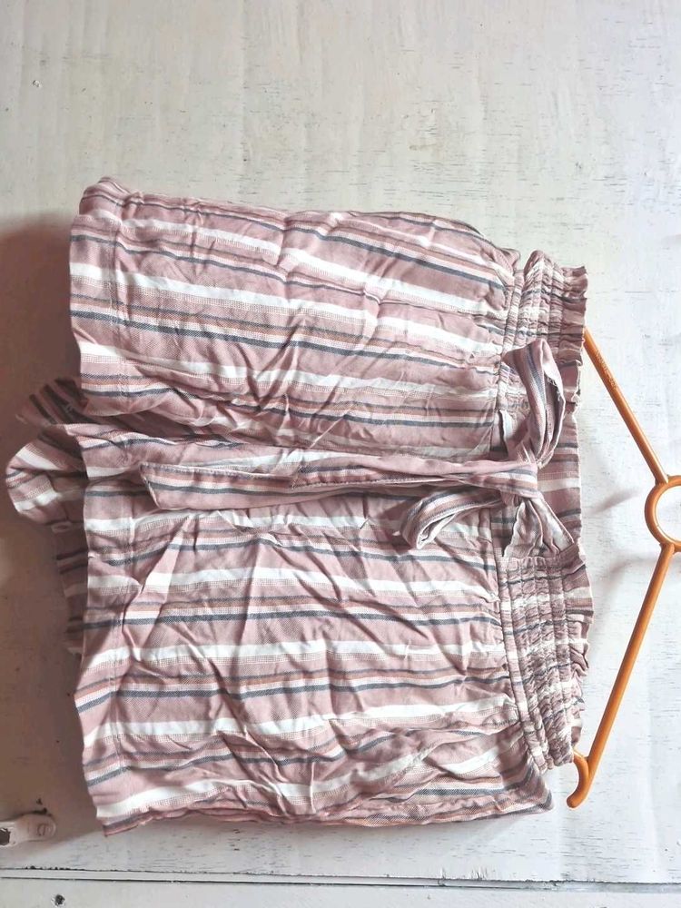 Hollister California Shorts New Unused