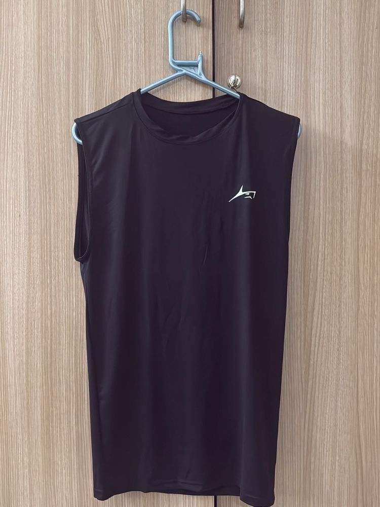 Black Sleeveless T-Shirt