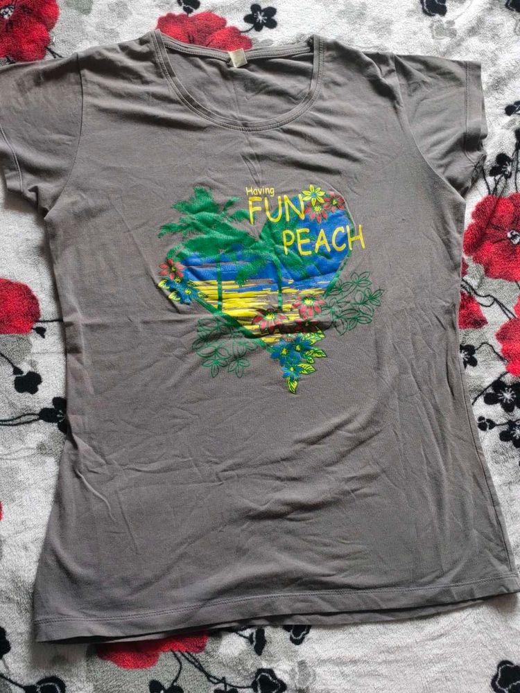 Fun Peach Graphic Tee